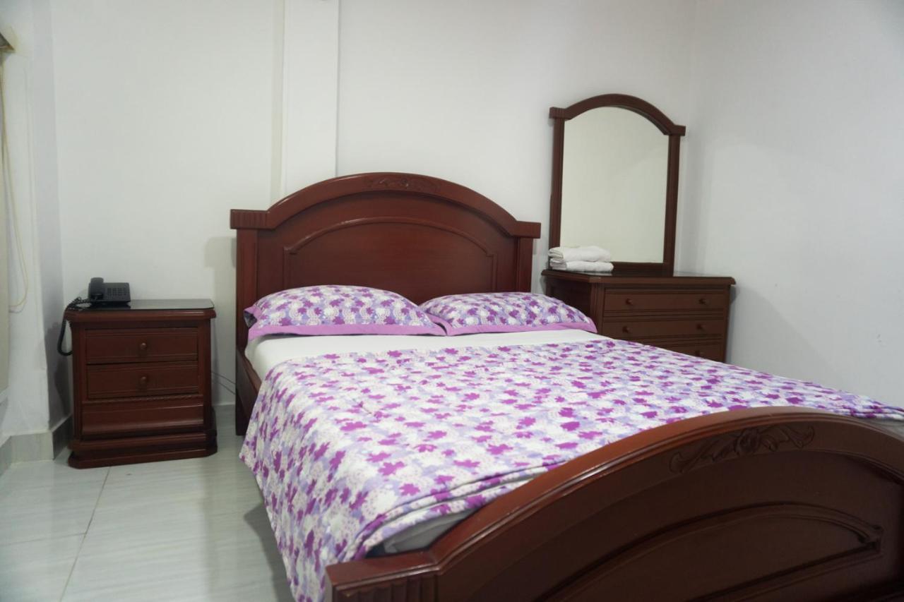 Hotel Exelsior Cúcuta エクステリア 写真
