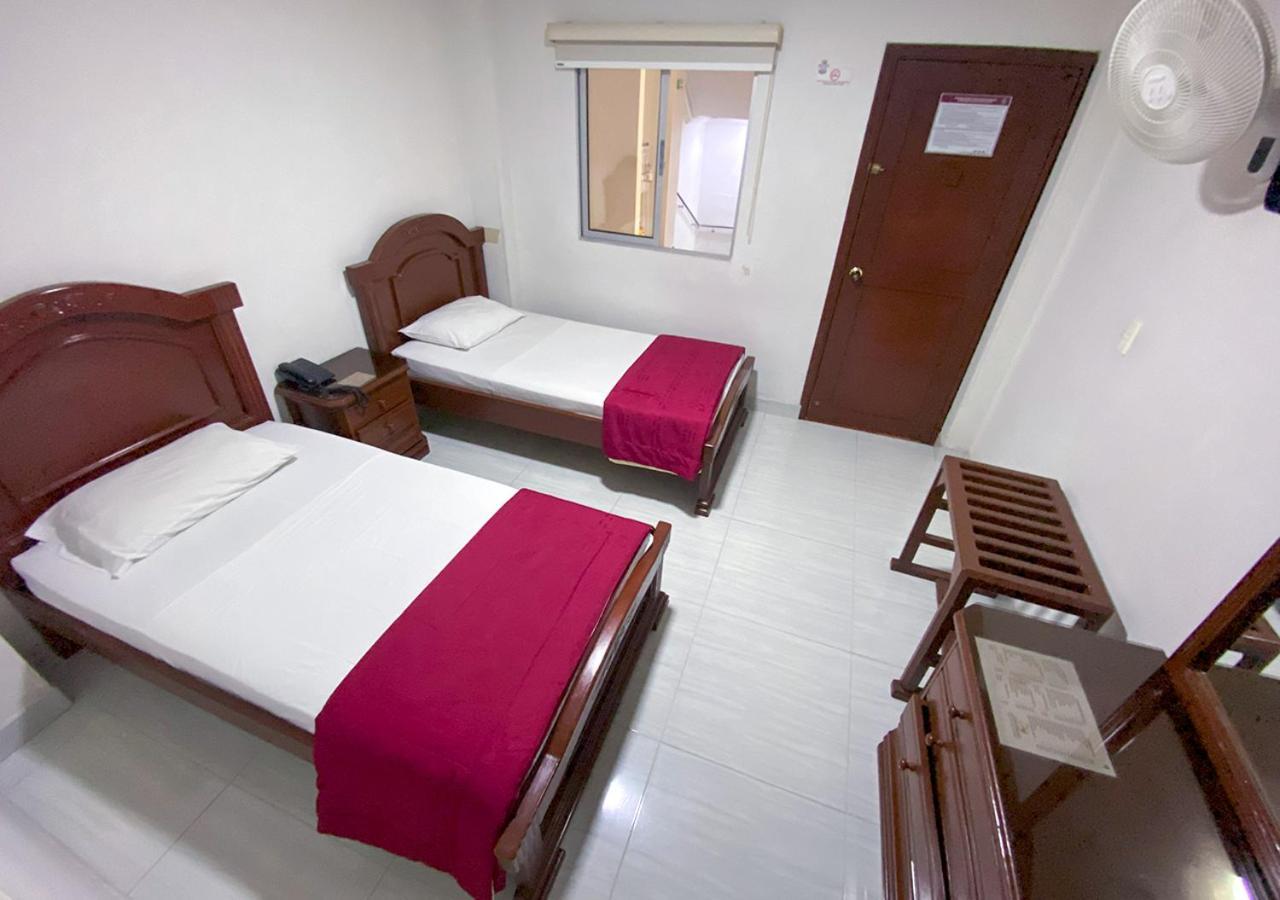 Hotel Exelsior Cúcuta エクステリア 写真